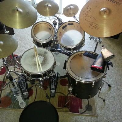 Steve Stockmal Music band rehearsal studio in Santa Barbara, featuring professional drum kits, amps, and soundproofing for musicians